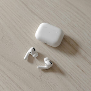 Apple - Wireless Airpods Series 1